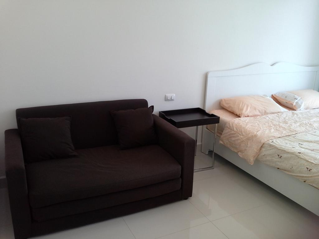 Cosy Beach View Apartments Pattaya Exterior foto