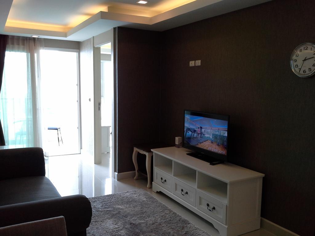 Cosy Beach View Apartments Pattaya Exterior foto