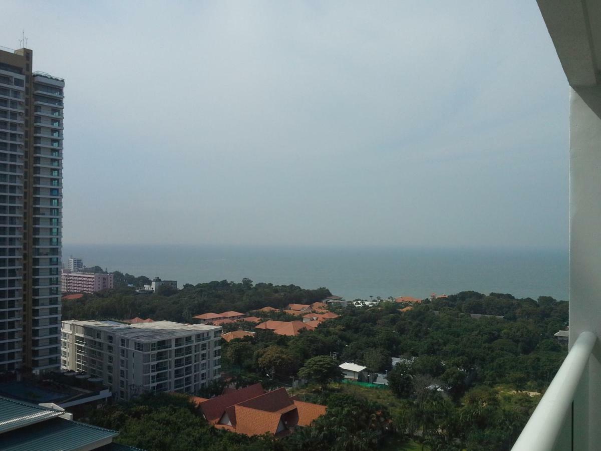 Cosy Beach View Apartments Pattaya Exterior foto